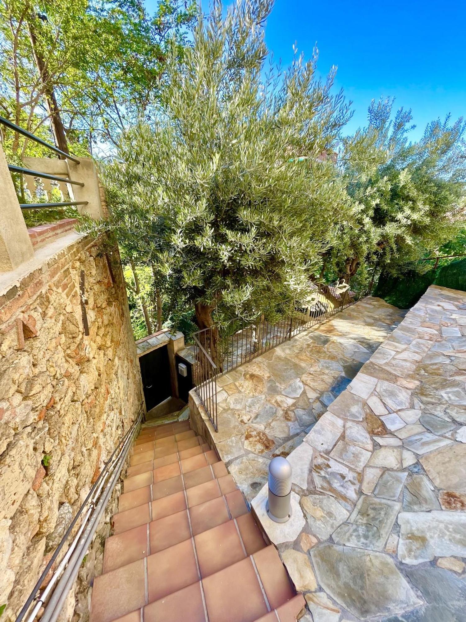 Casa Independientegardenviews2 Bedrooms Βαρκελώνη Εξωτερικό φωτογραφία