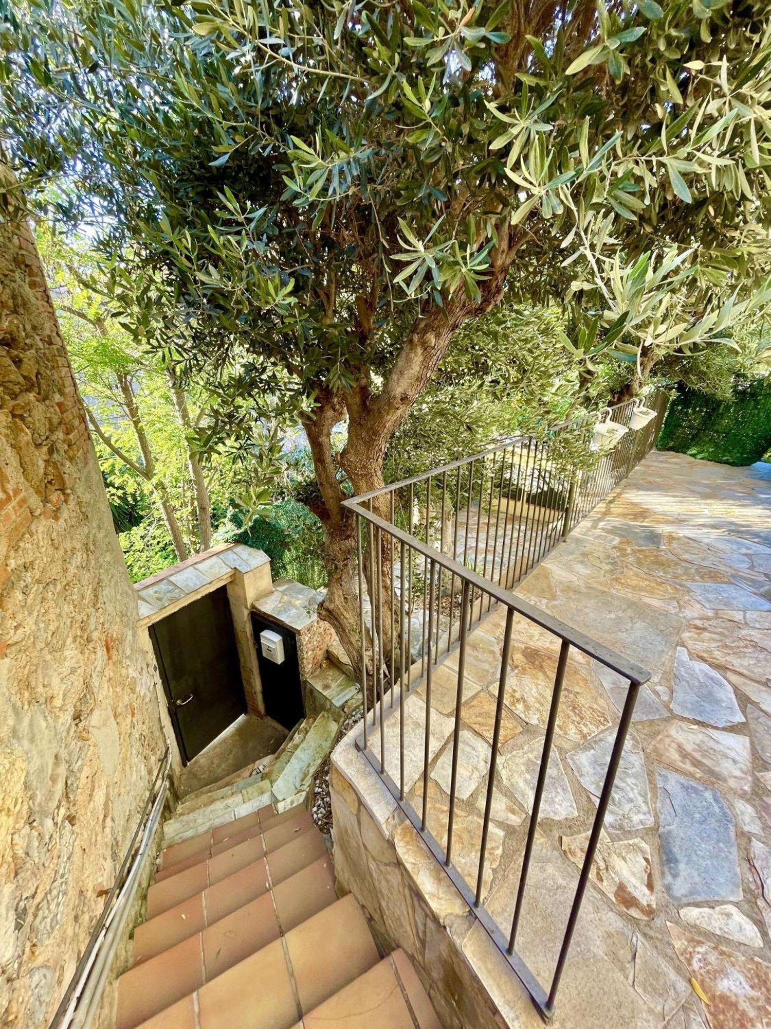 Casa Independientegardenviews2 Bedrooms Βαρκελώνη Εξωτερικό φωτογραφία